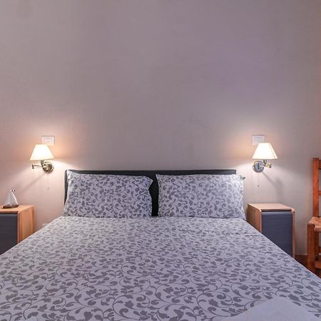La Casa Di Luca Apartment ลาสเปเซีย ภายนอก รูปภาพ